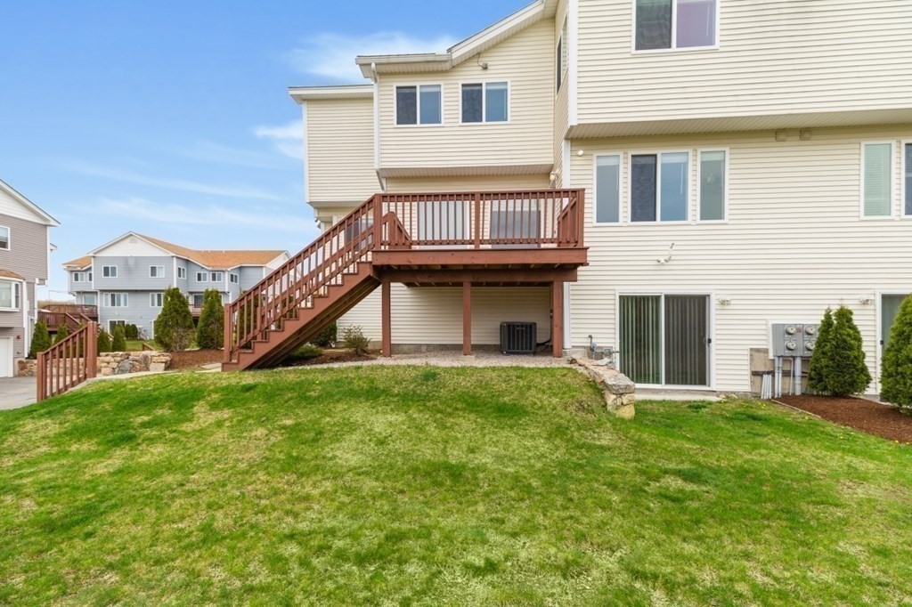 39 John Hancock Dr 39