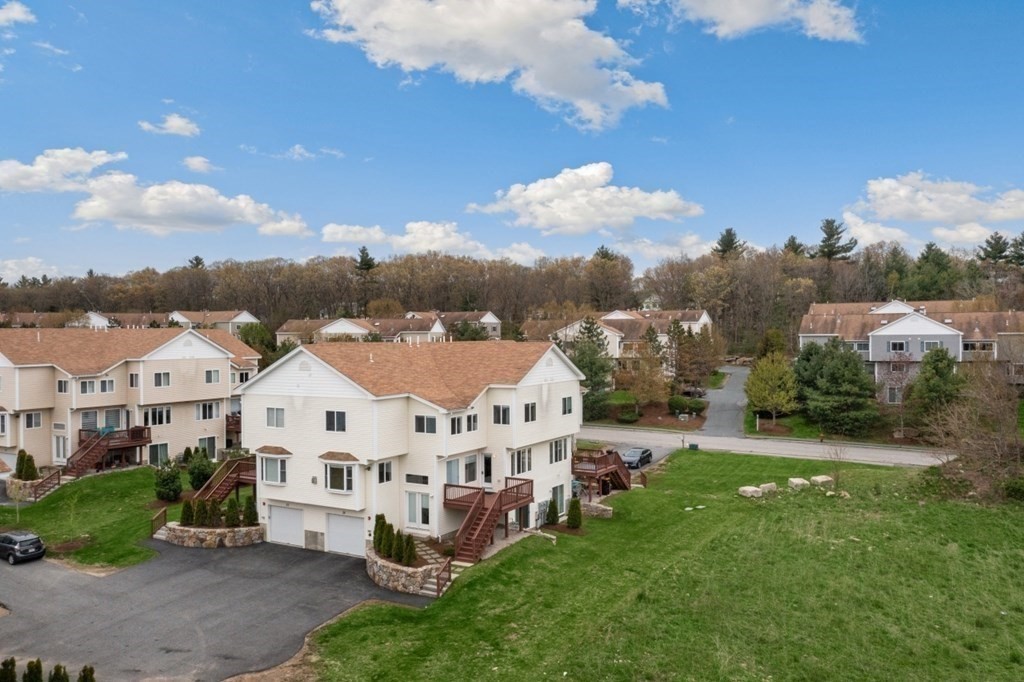39 John Hancock Dr 39
