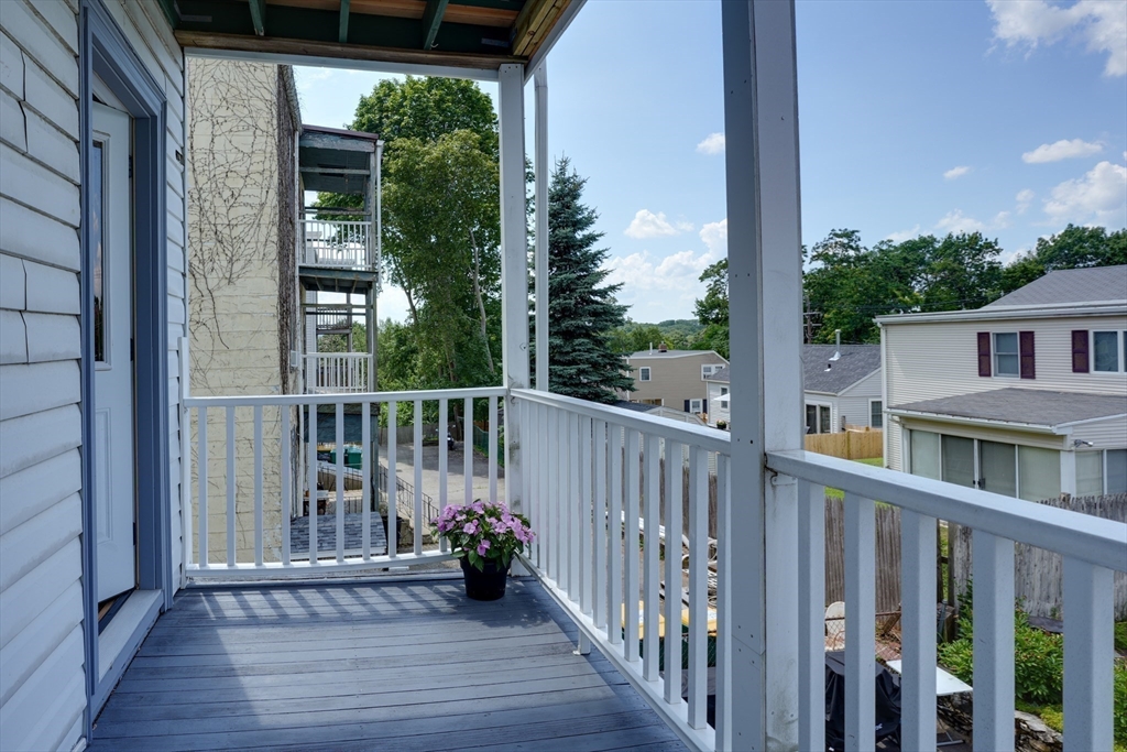 17 Sturgis St 2