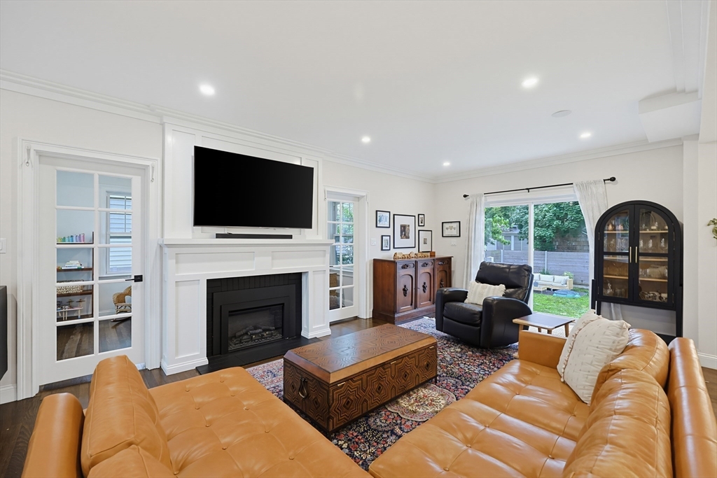 1343 Quincy Shore Dr