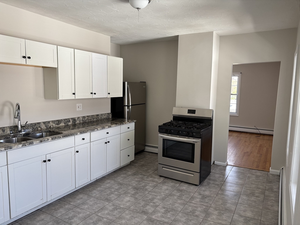 16 Quigley Ave 16
