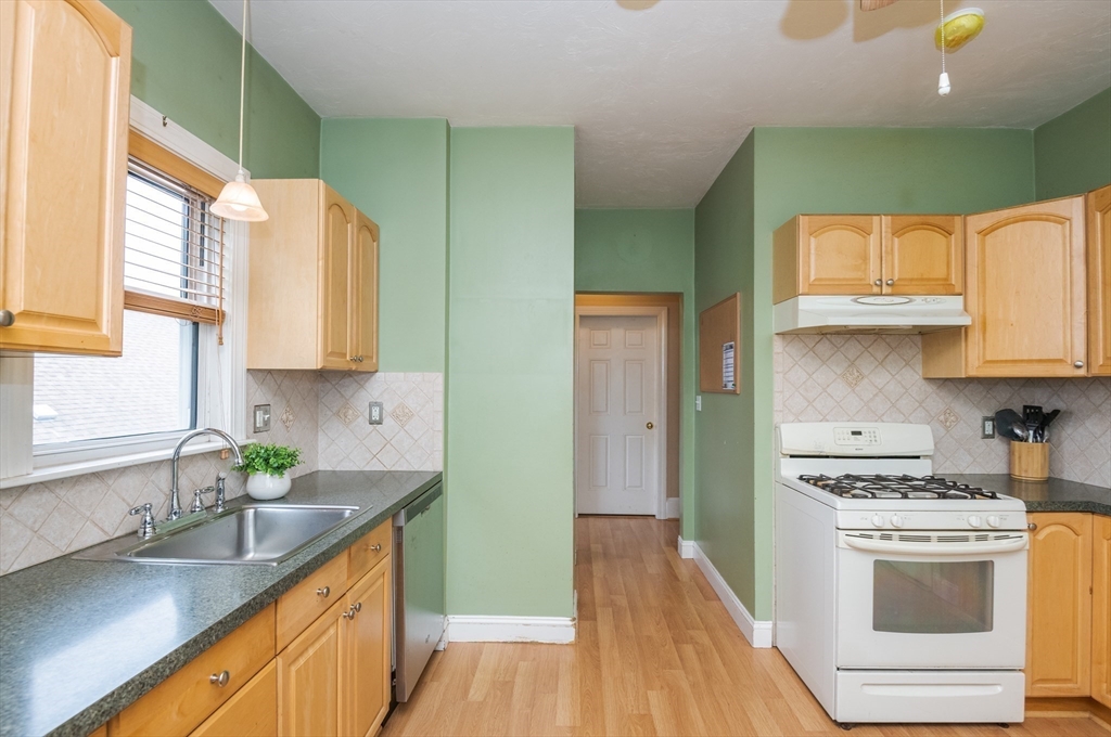17-19 Dyer Ave, Everett, MA, 17-19 Dyer Ave, Everett, MA Photo #4