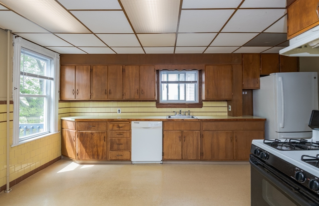 17-19 Dyer Ave, Everett, MA, 17-19 Dyer Ave, Everett, MA Photo #18