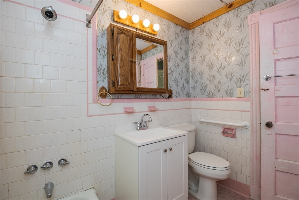 17-19 Dyer Ave, Everett, MA, 17-19 Dyer Ave, Everett, MA Photo #24