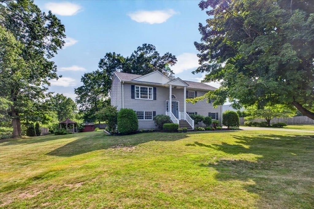 43 Zachary Ln, Agawam, MA, 43 Zachary Ln, Agawam, MA Photo #2