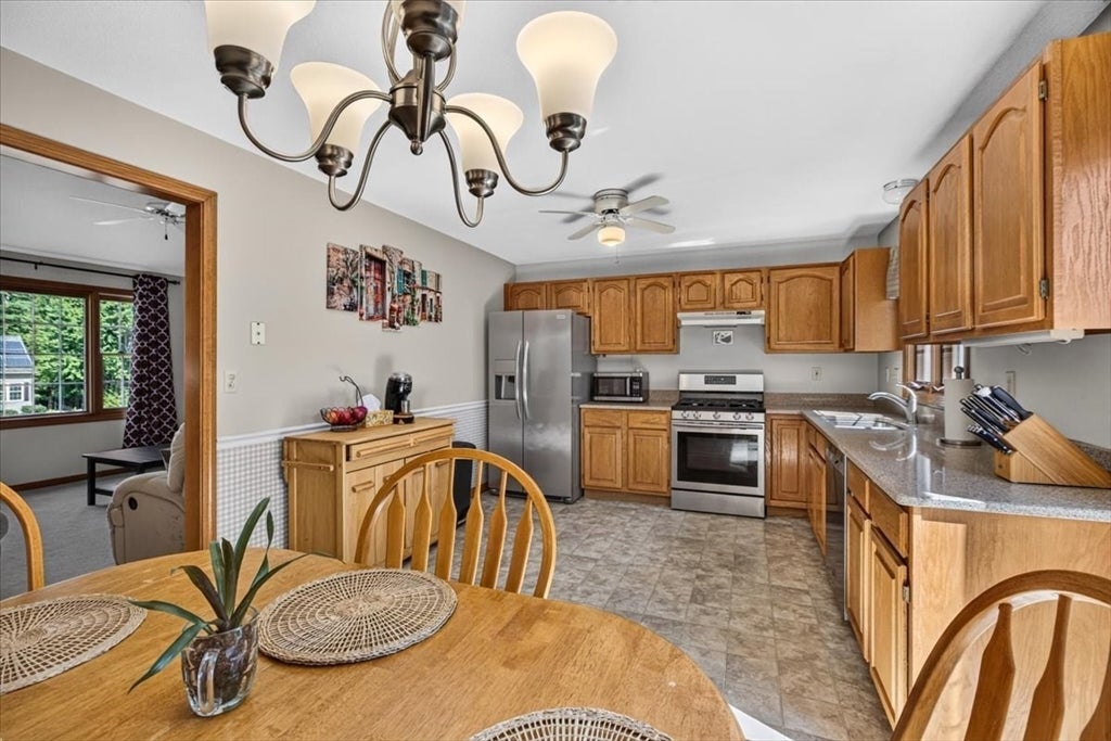 43 Zachary Ln, Agawam, MA, 43 Zachary Ln, Agawam, MA Photo #9