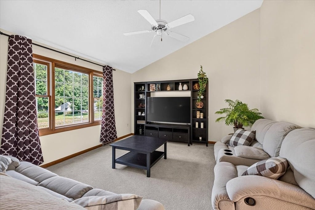 43 Zachary Ln, Agawam, MA, 43 Zachary Ln, Agawam, MA Photo #5