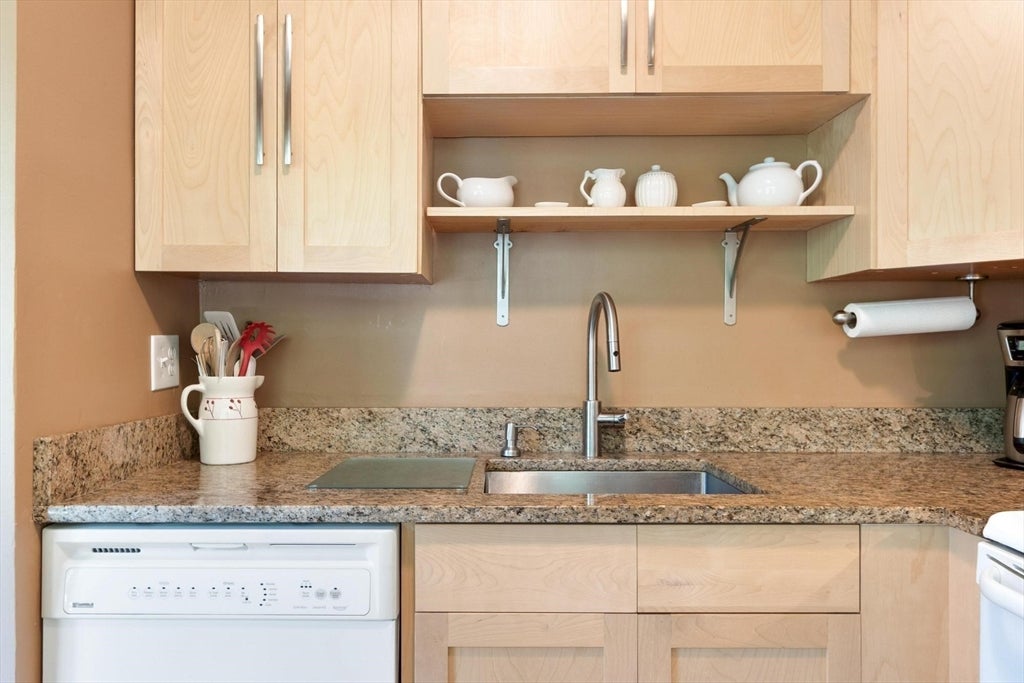 16 Appleton Park #E4, Ipswich, MA, 16 Appleton Park #E4, Ipswich, MA Photo #27