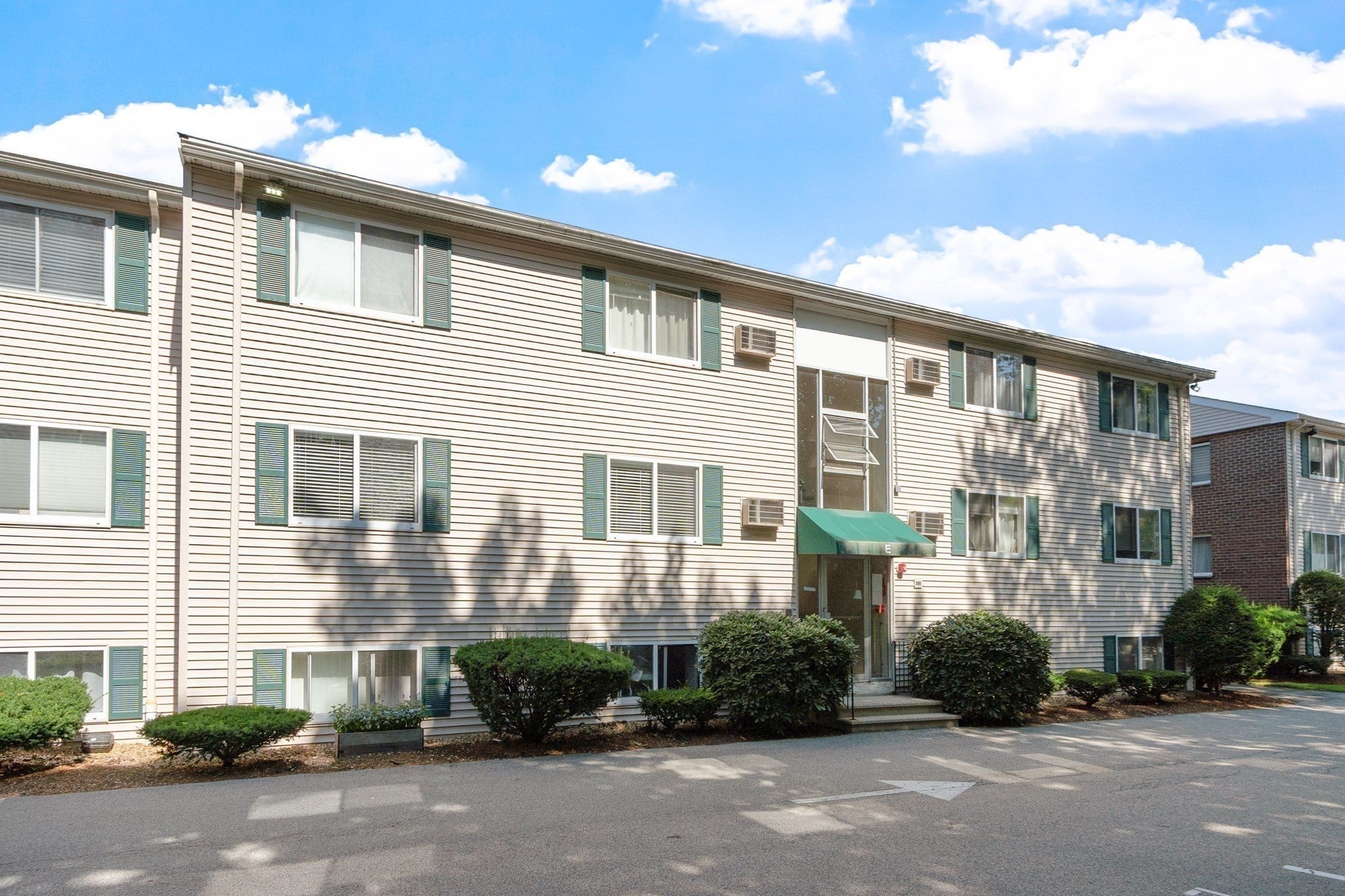 16 Appleton Park E4