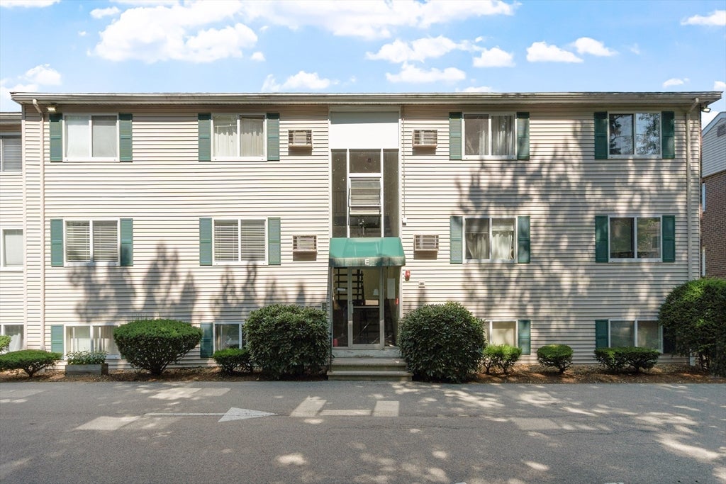 Photo of 16 Appleton Park, Ipswich, MA