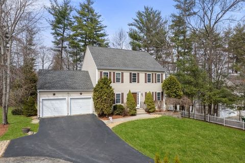74 Kennedy Cir Northbridge MA 01534