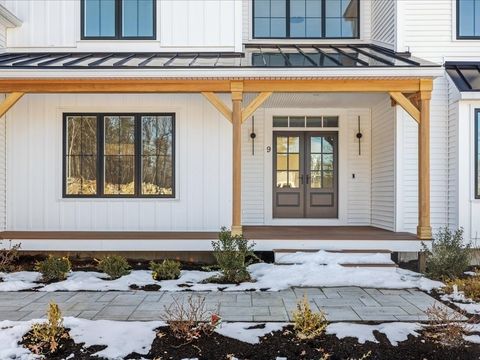 10 Lorenzo Drive Southborough MA 01772