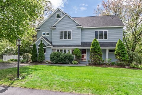 30 Strawberry Hill Rd Natick MA 01760