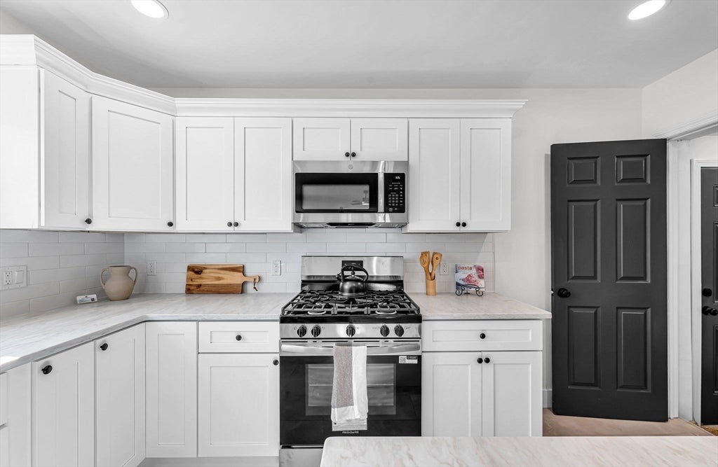 115 Saint James Ave, Chicopee, MA, 115 Saint James Ave, Chicopee, MA Photo #13