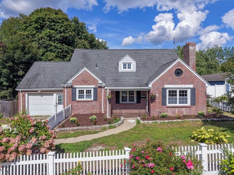 Photo of 115 Saint James Ave, Chicopee, MA 01020 (MLS # 73569949)