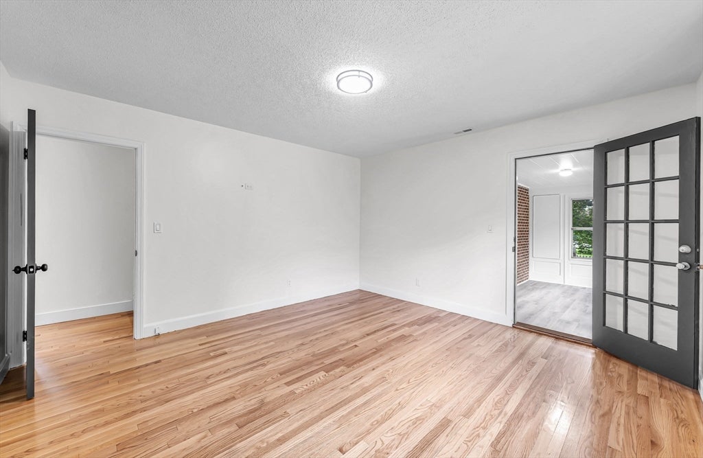 115 Saint James Ave, Chicopee, MA, 115 Saint James Ave, Chicopee, MA Photo #20