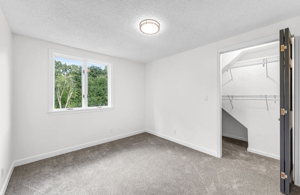 115 Saint James Ave, Chicopee, MA, 115 Saint James Ave, Chicopee, MA Photo #28