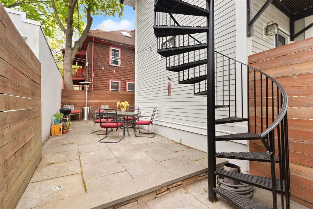 278 Huron Ave #2, Cambridge, MA Photo #29