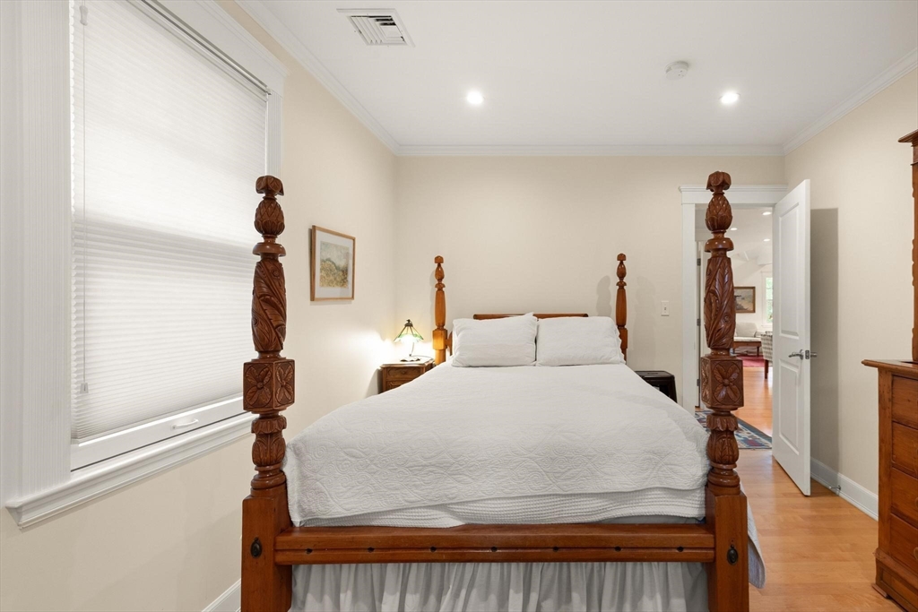 278 Huron Ave #2, Cambridge, MA Photo #13