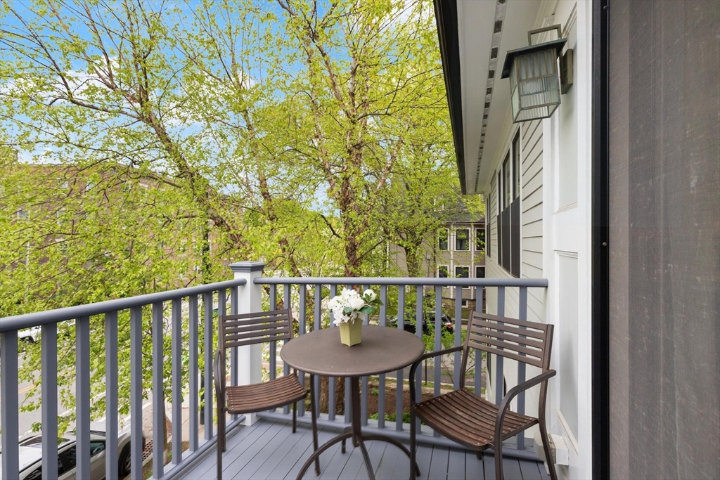 278 Huron Ave #2, Cambridge, MA Photo #27