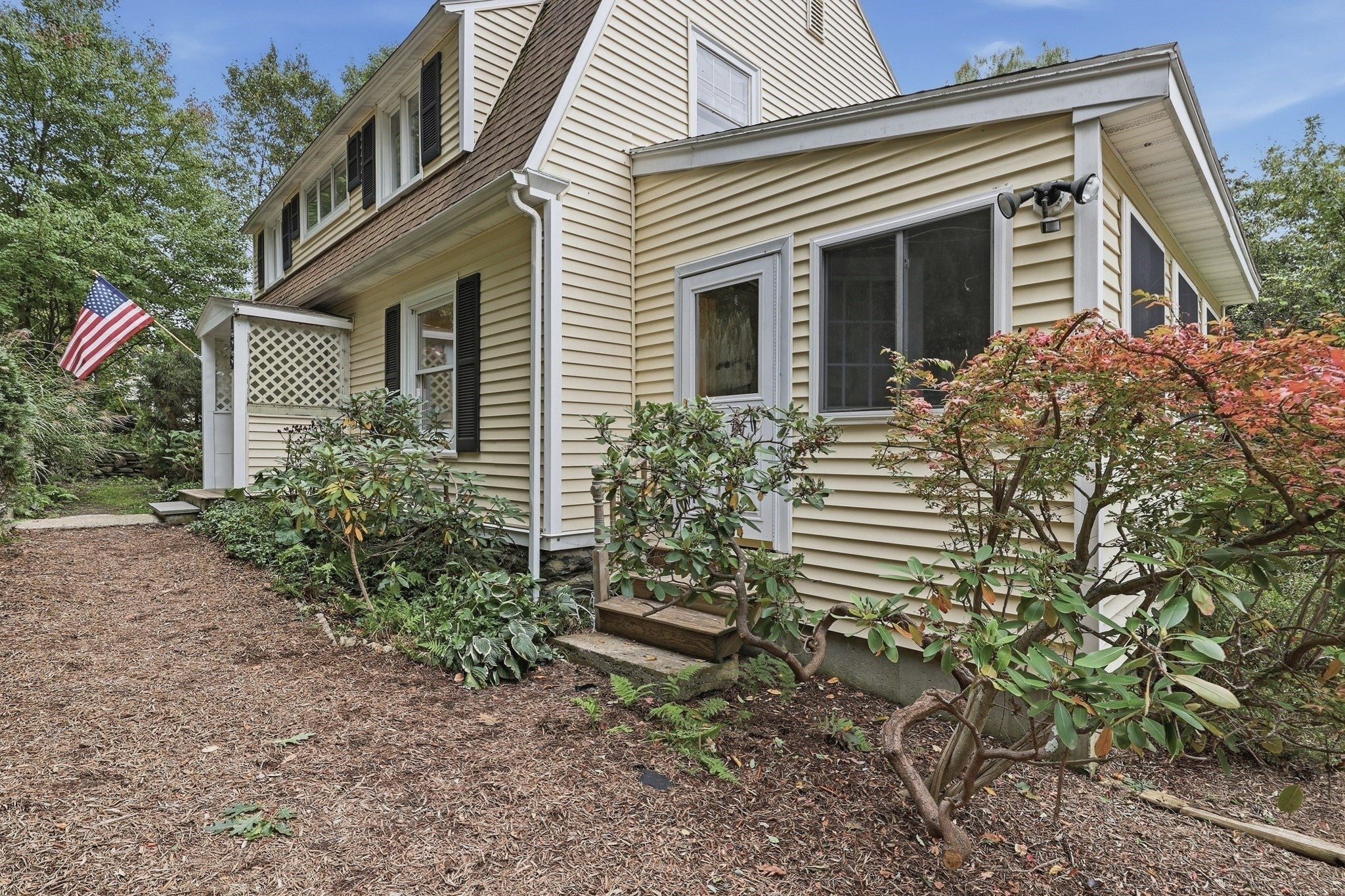 166 Cross Road