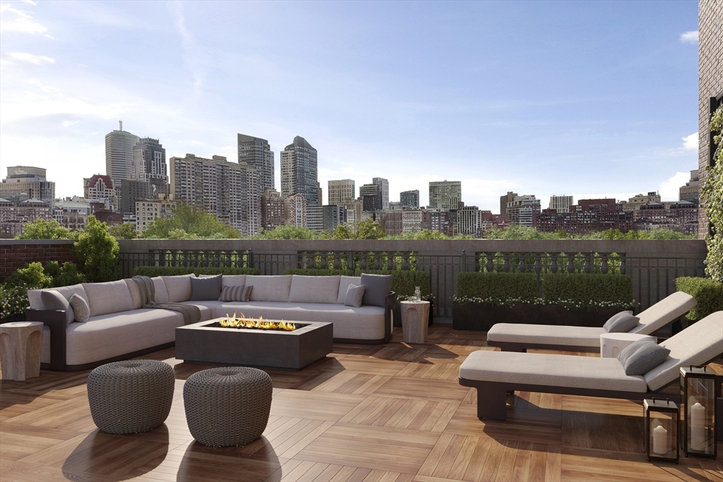 46 Beacon Street PH8