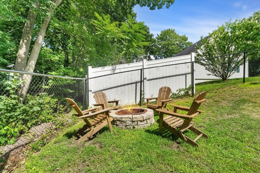 21 Fyrbeck Ave, Shrewsbury, MA, 21 Fyrbeck Ave, Shrewsbury, MA Photo #37