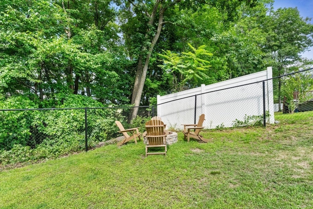21 Fyrbeck Ave, Shrewsbury, MA, 21 Fyrbeck Ave, Shrewsbury, MA Photo #36