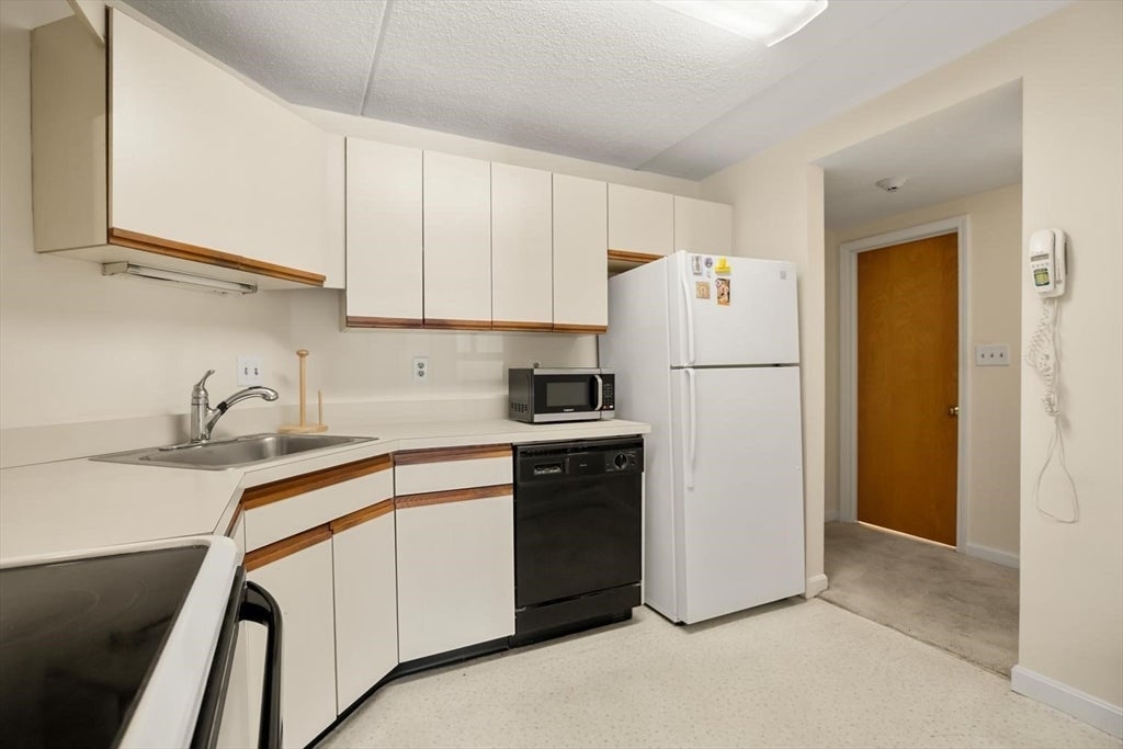 100 High St #206, Medford, MA Photo #17