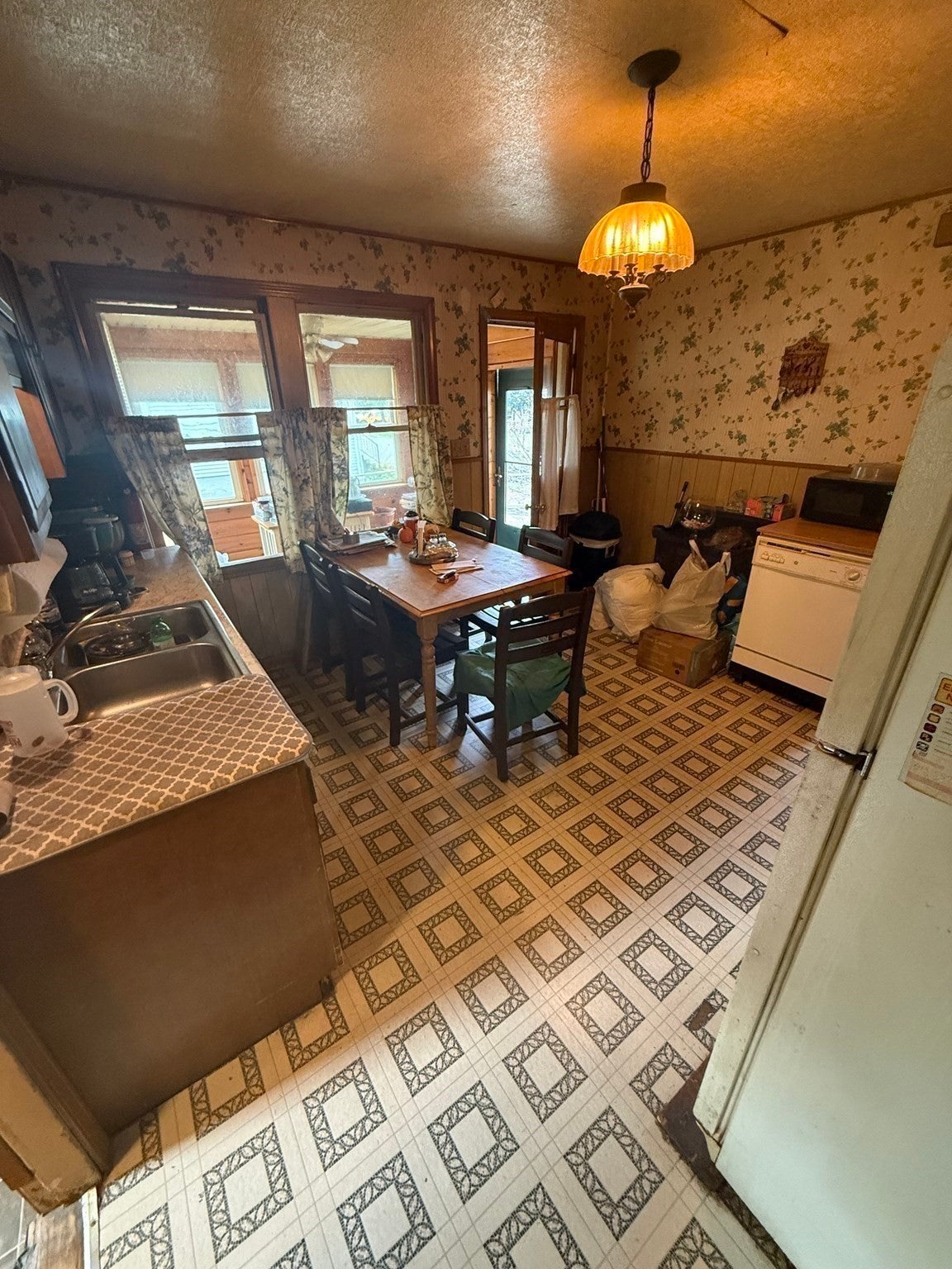 23 Elliot St, Chicopee, MA, 23 Elliot St, Chicopee, MA Photo #11
