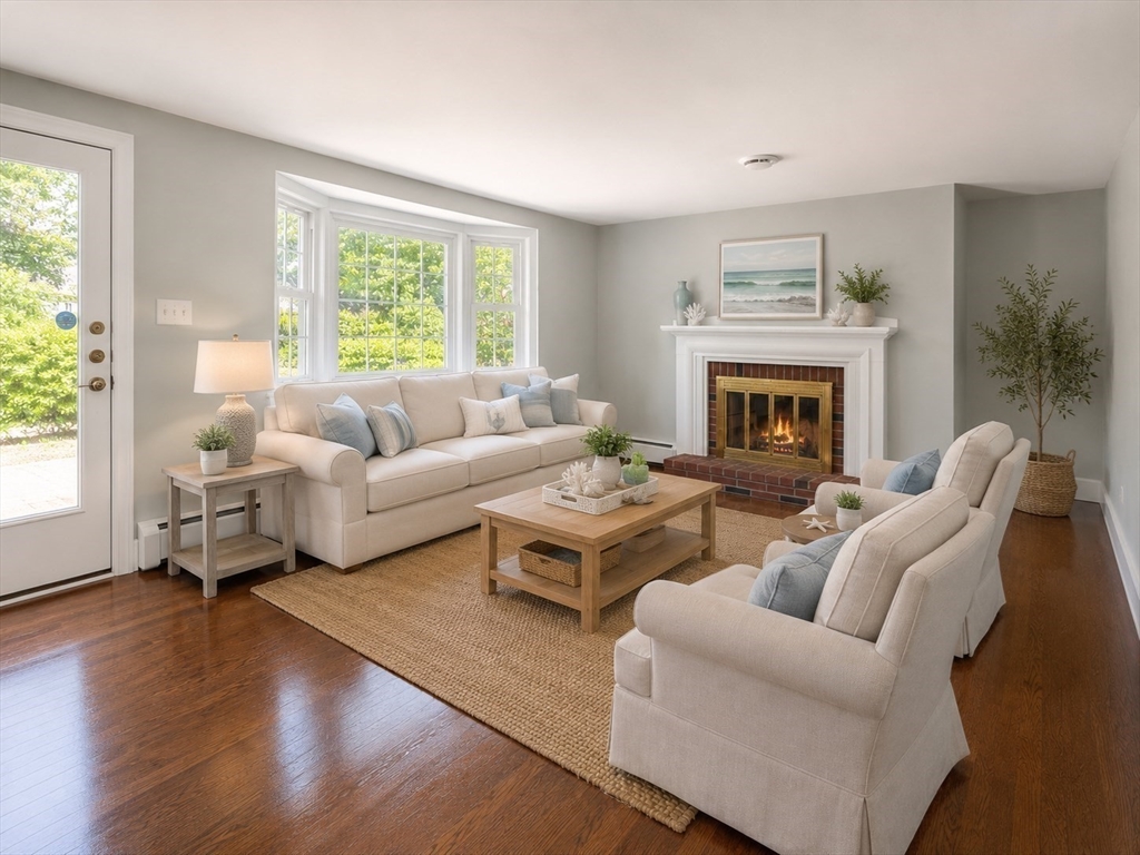84 Hinckley Cir