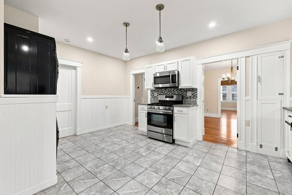 40 County St #2, Peabody, MA, 40 County St #2, Peabody, MA Photo #5