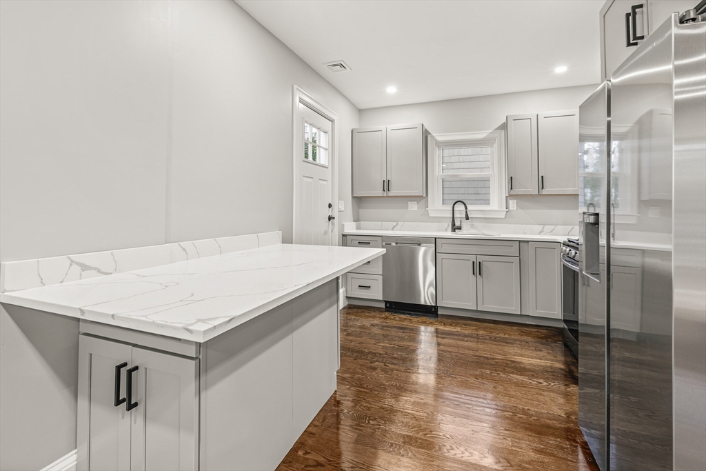 1 Claymont Ter