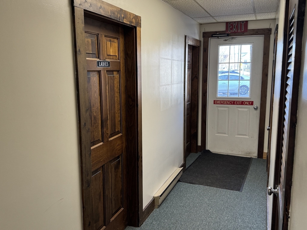 Wrentham, Massachusetts 02093, United States, ,1 BathroomBathrooms,Residential,Active,230490