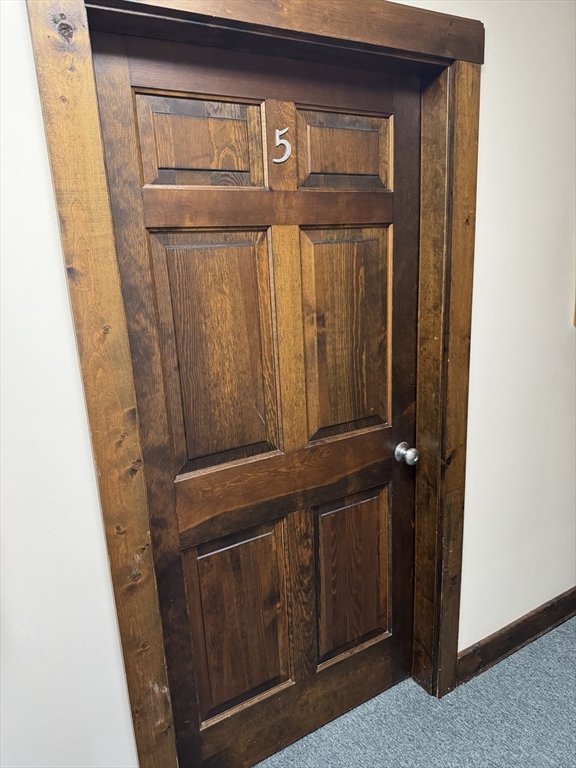 Wrentham, Massachusetts 02093, United States, ,1 BathroomBathrooms,Residential,Active,230490