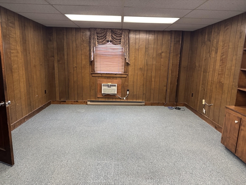 Wrentham, Massachusetts 02093, United States, ,1 BathroomBathrooms,Residential,Active,230490