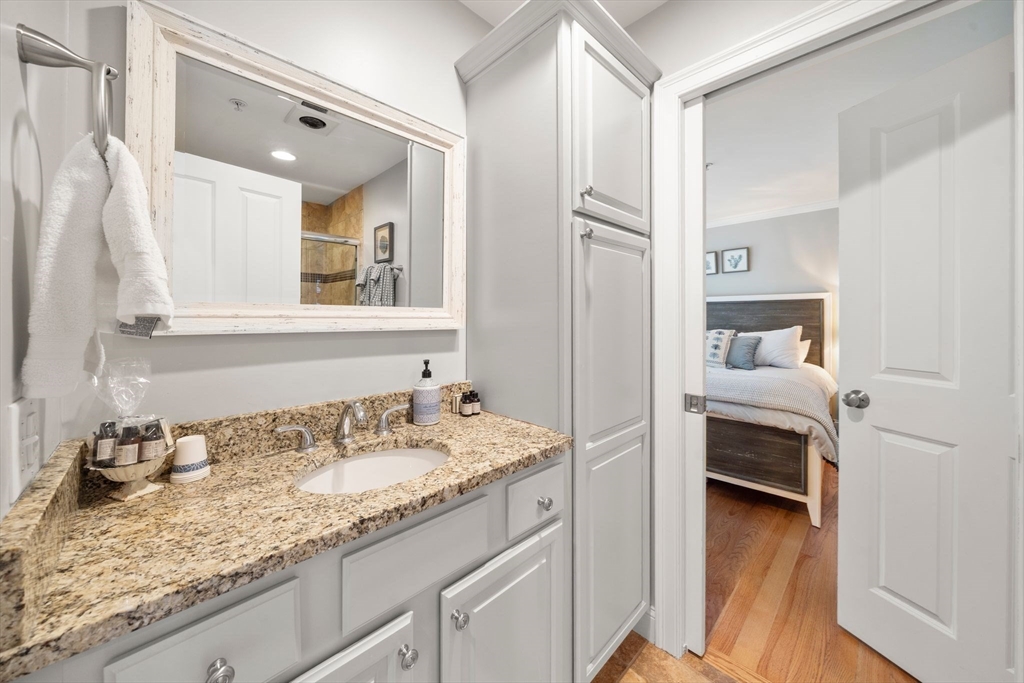 1068 Main St #1068, Chatham, MA, 1068 Main St #1068, Chatham, MA Photo #11