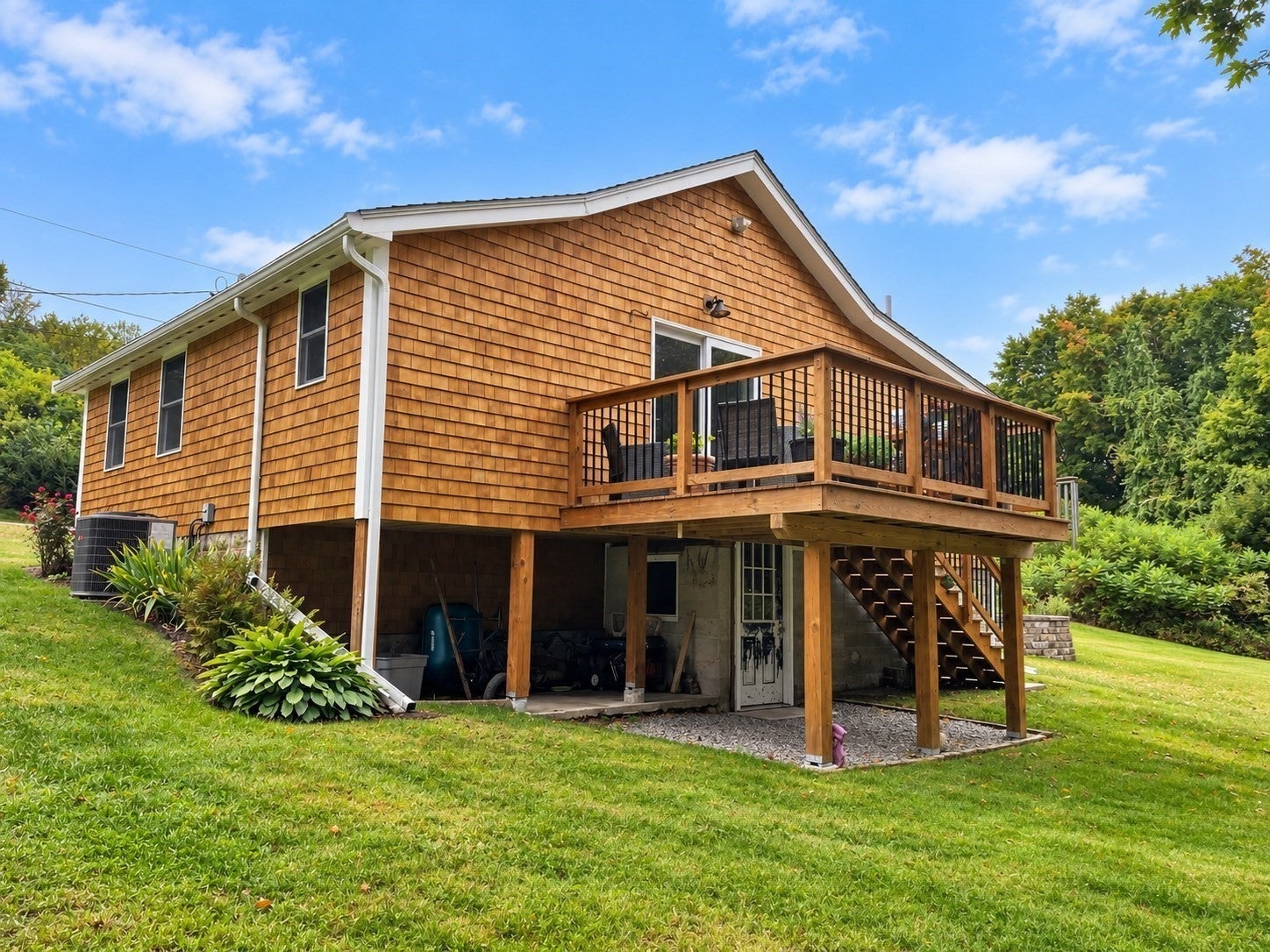 29 Ellen ST, Haverhill, MA, 29 Ellen ST, Haverhill, MA Photo #4