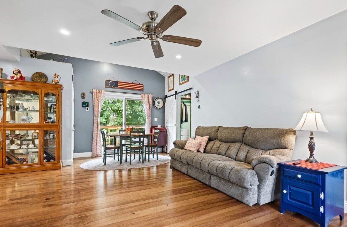 29 Ellen ST, Haverhill, MA, 29 Ellen ST, Haverhill, MA Photo #18