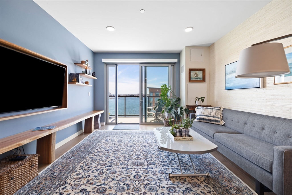 45 Lewis Street PH-14