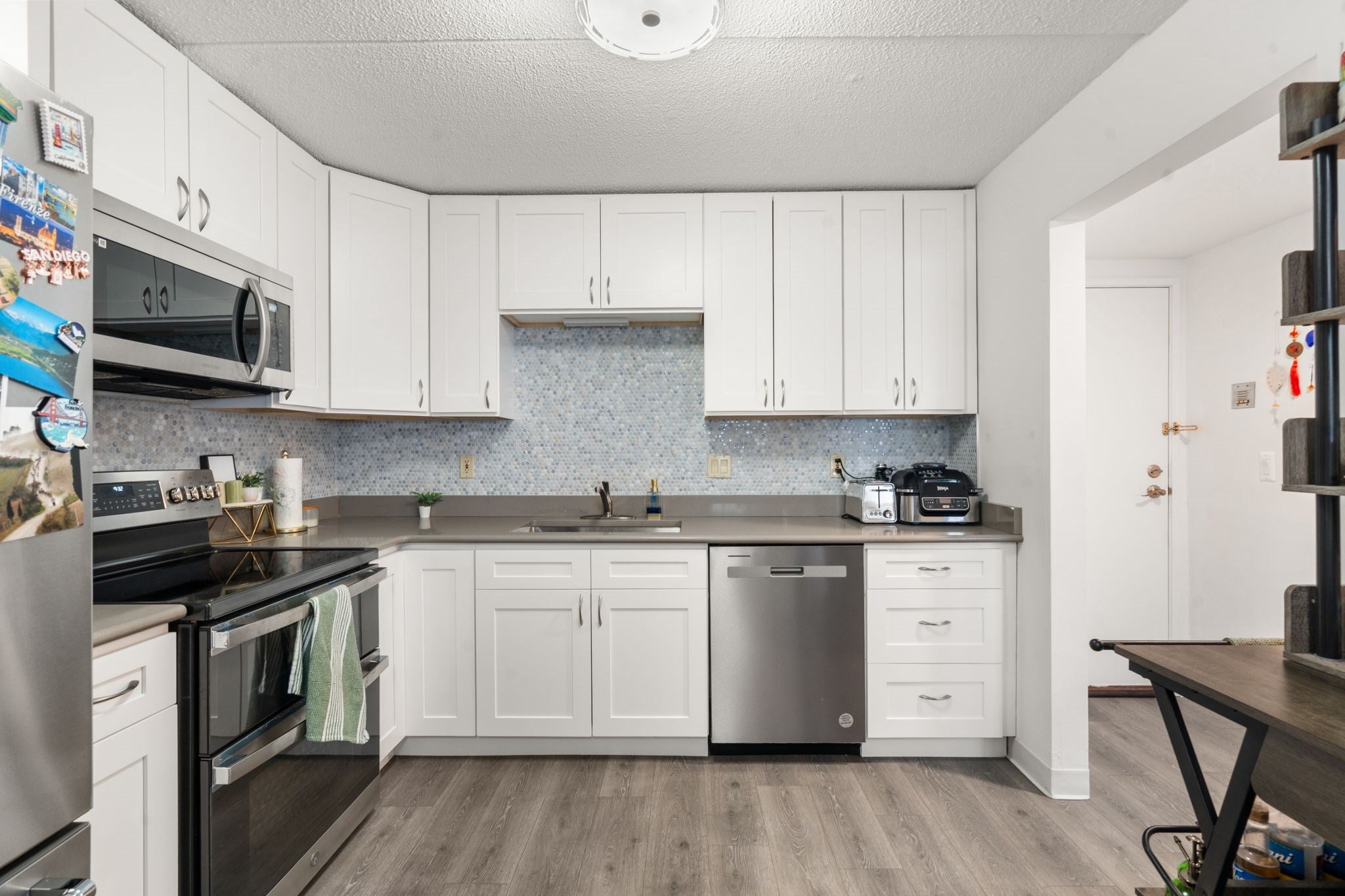200 Cove Way 409