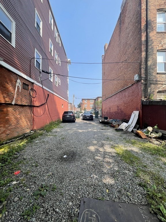 610-612 Shawmut