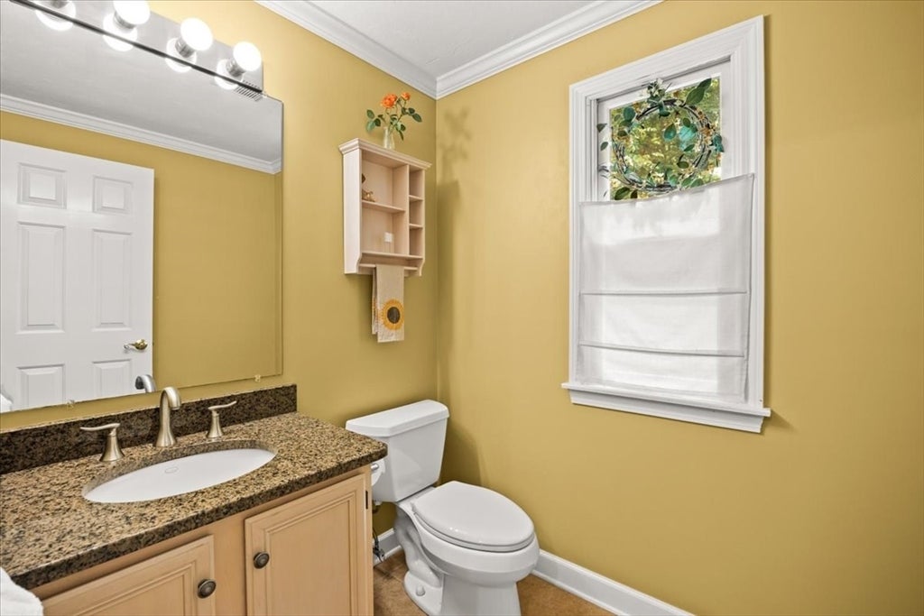 100 W Lake Dr, Taunton, MA, 100 W Lake Dr, Taunton, MA Photo #22