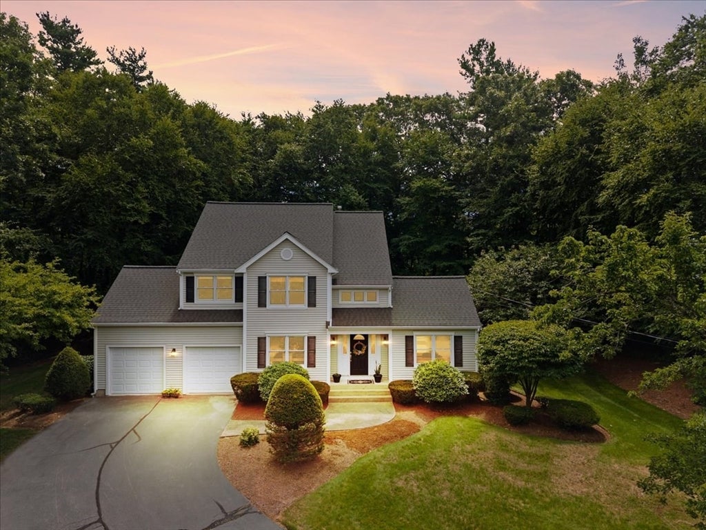 100 W Lake Dr