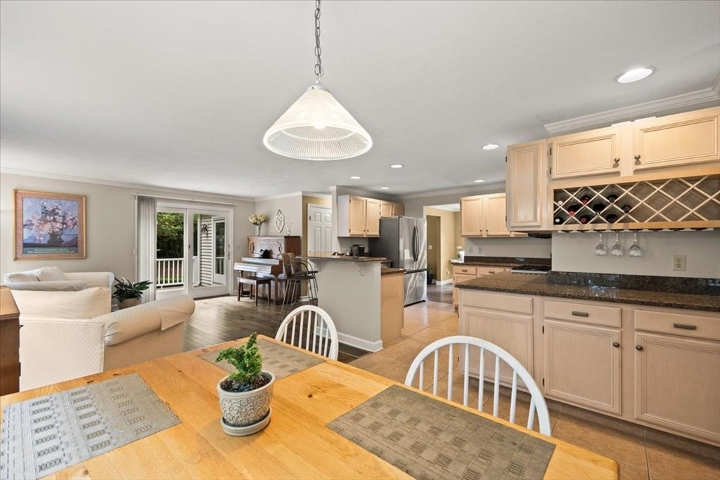 100 W Lake Dr, Taunton, MA, 100 W Lake Dr, Taunton, MA Photo #21