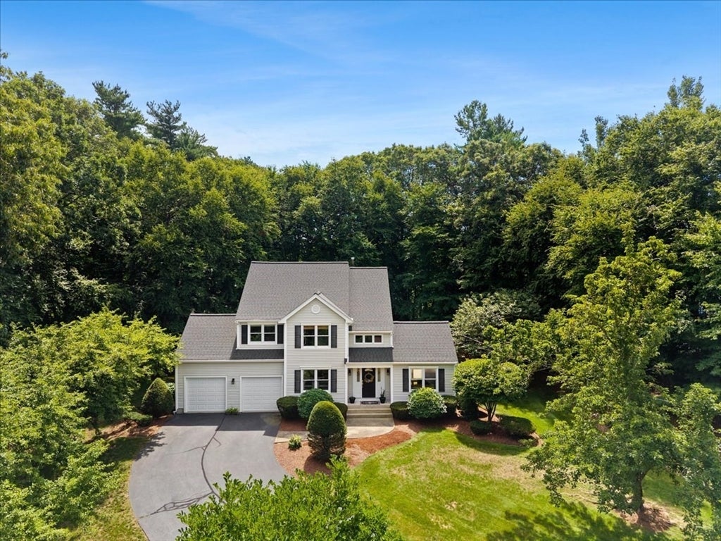 100 W Lake Dr