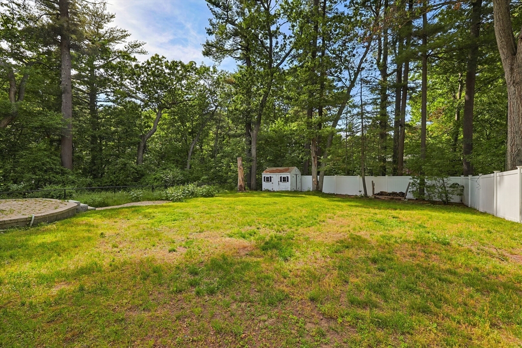 12 Illinois Rd