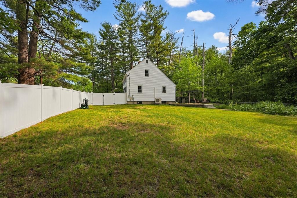 12 Illinois Rd