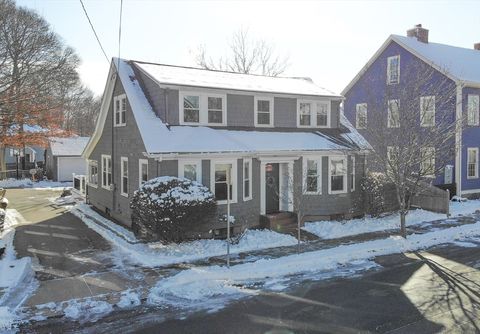 Photo of 10 Park St, Peabody, MA 01960 (MLS # 73470777)