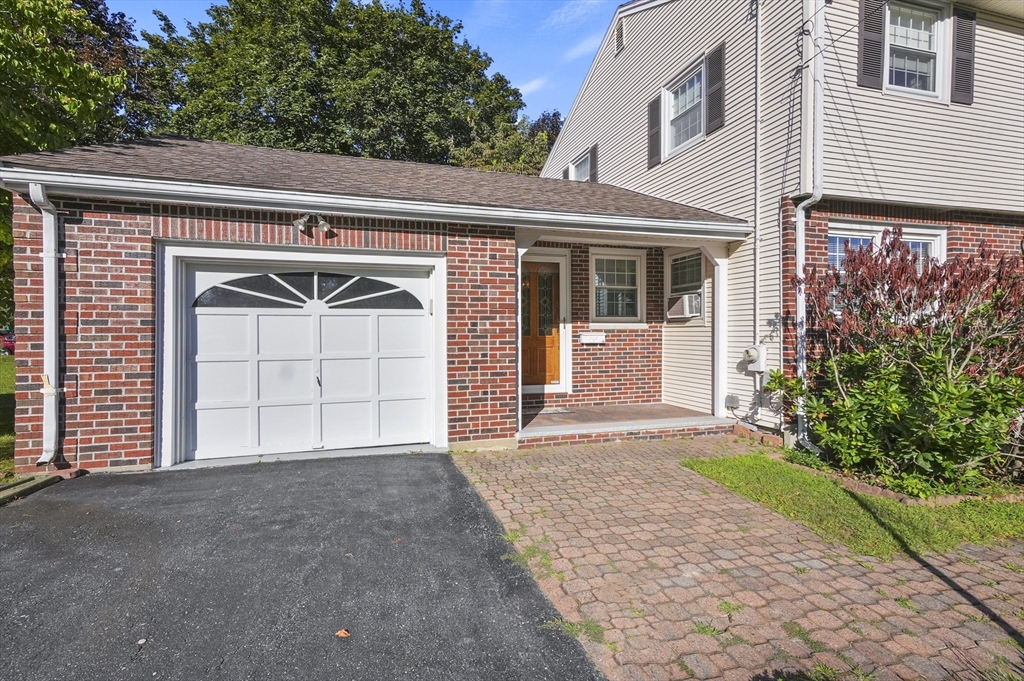 198 Trull Lane E